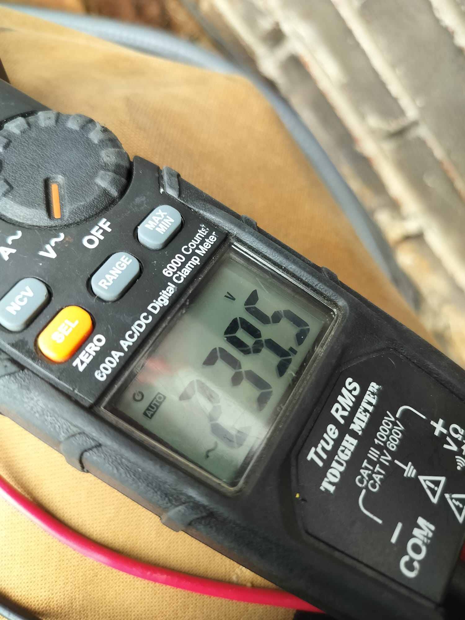 Voltage Measurement in Progress