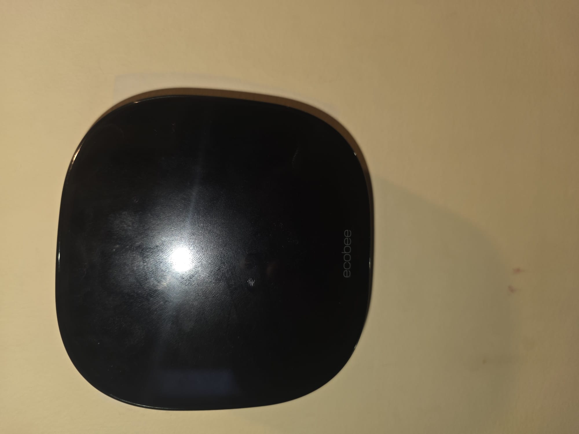 Fieldpiece multimeter reading voltage