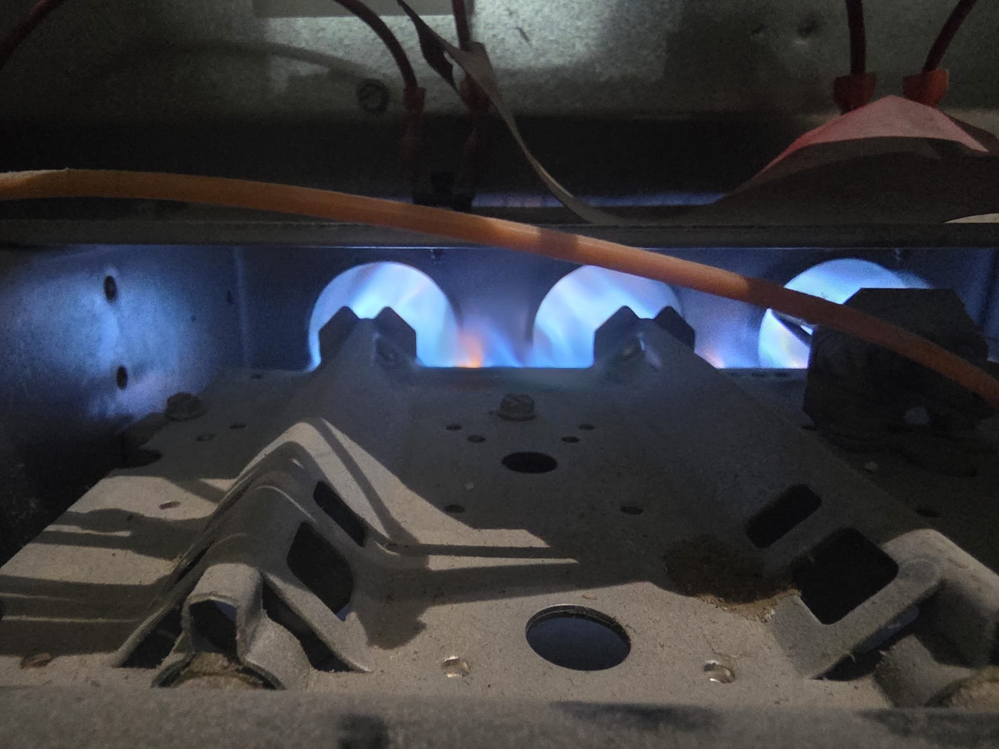 Gas Furnace Burner Assembly with Blue Flame