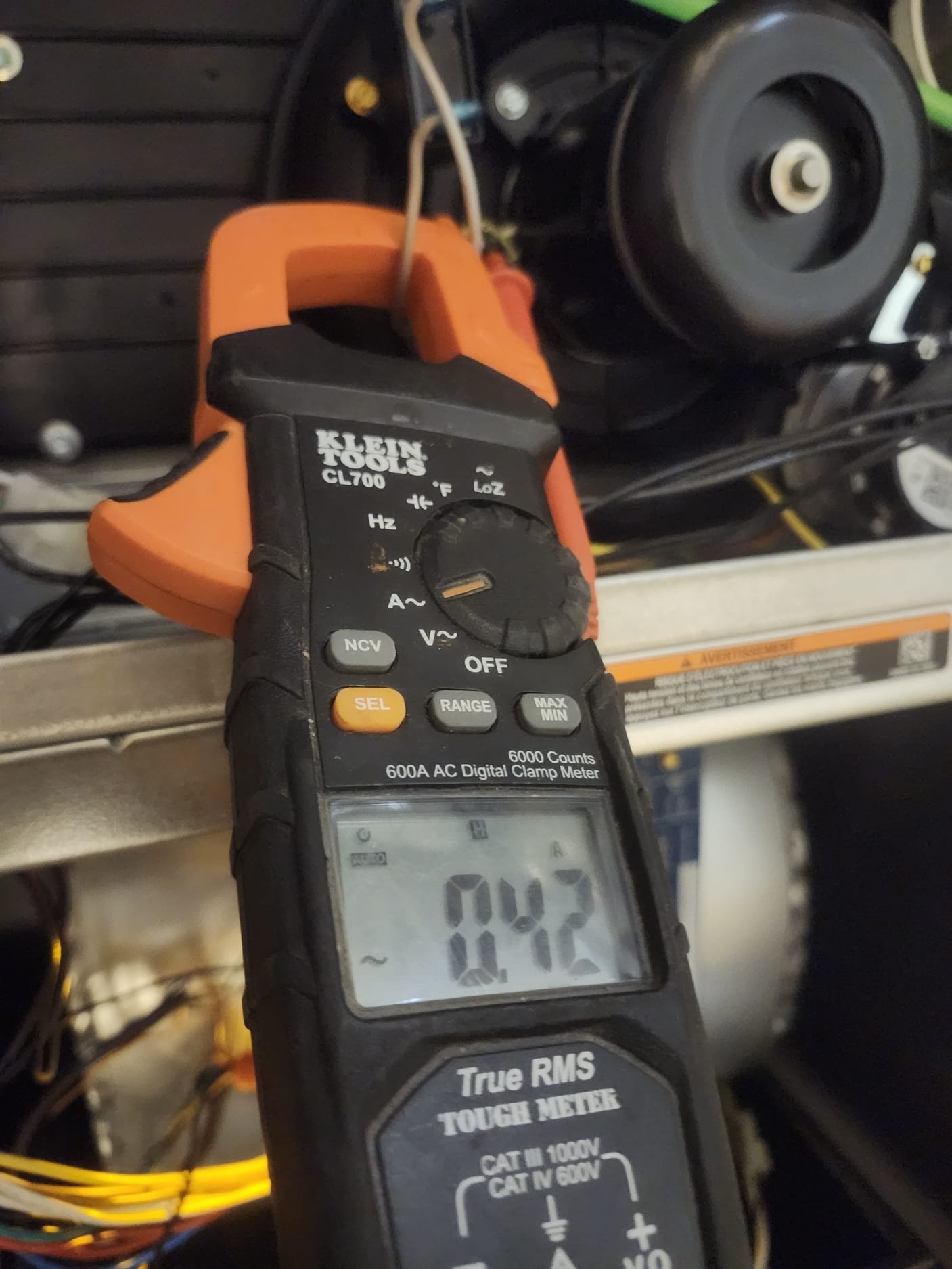 Fieldpiece SC260 clamp meter in use