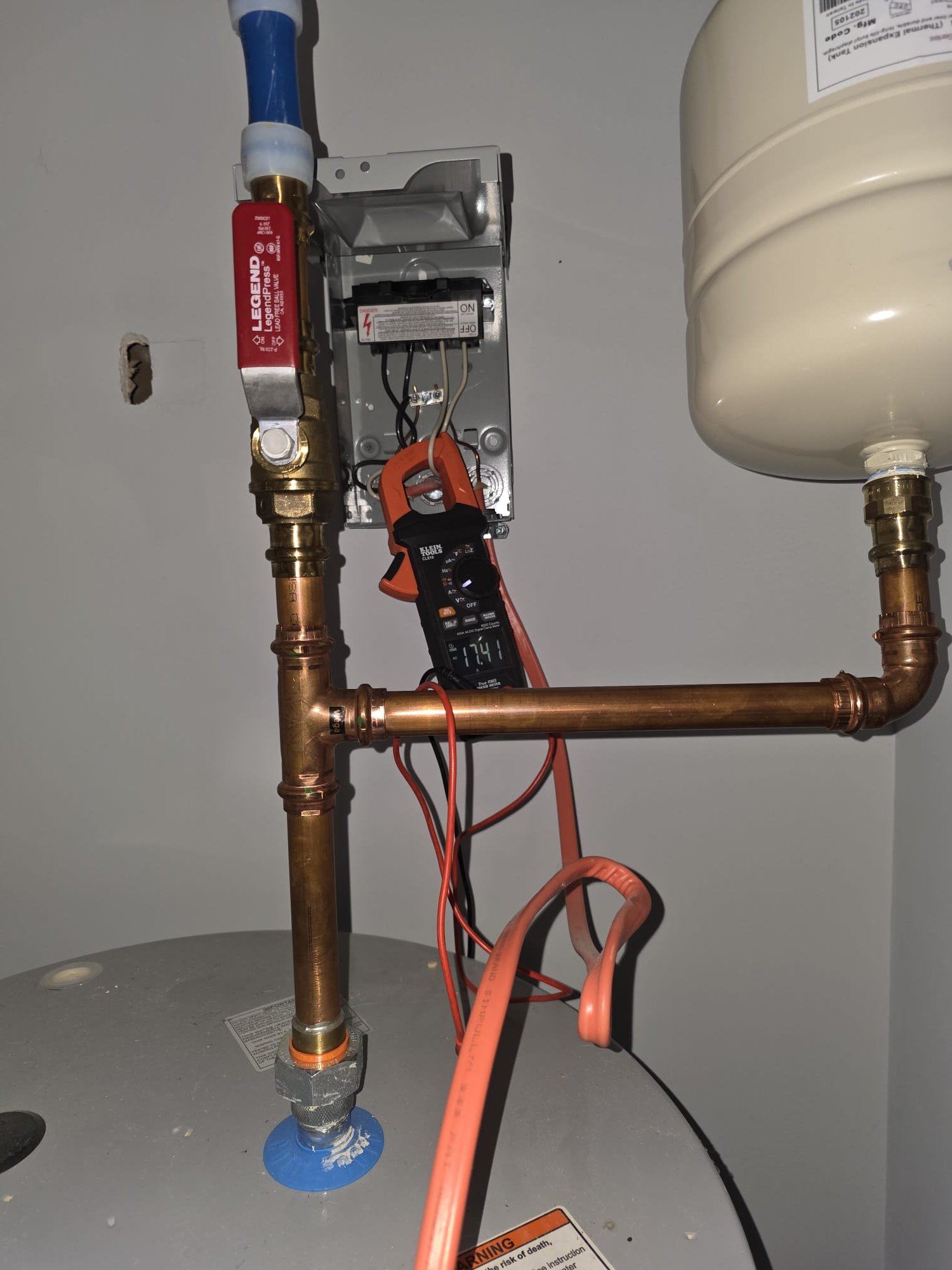 When Your Water Heater Stops Heating: A Knoxville Case Study