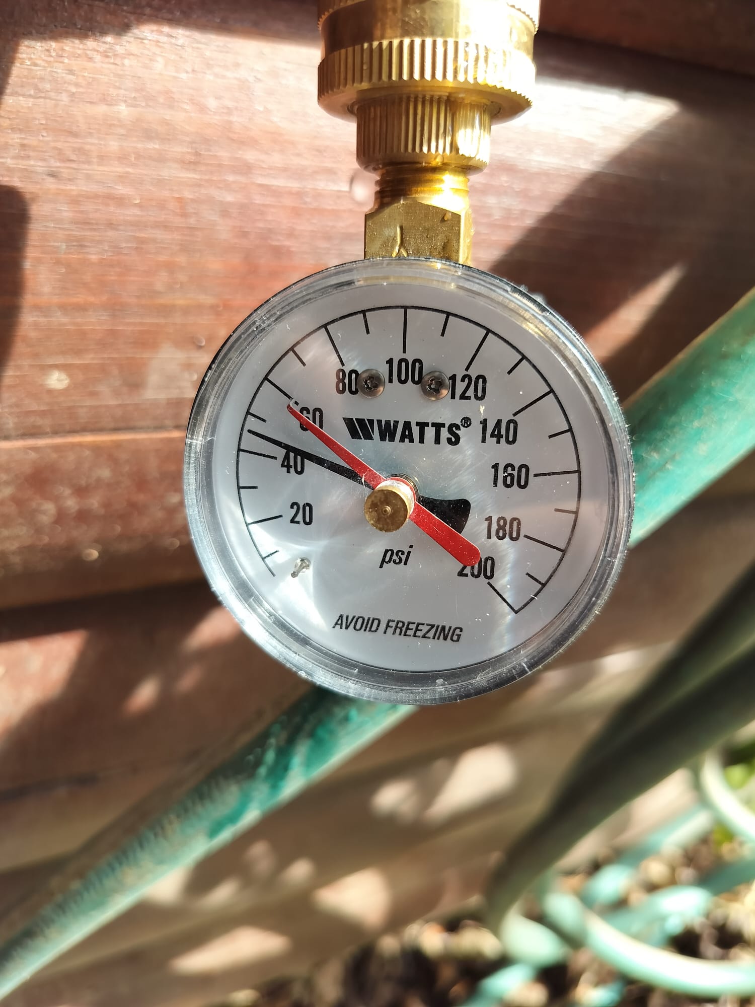 Water pressure check during plumbing service