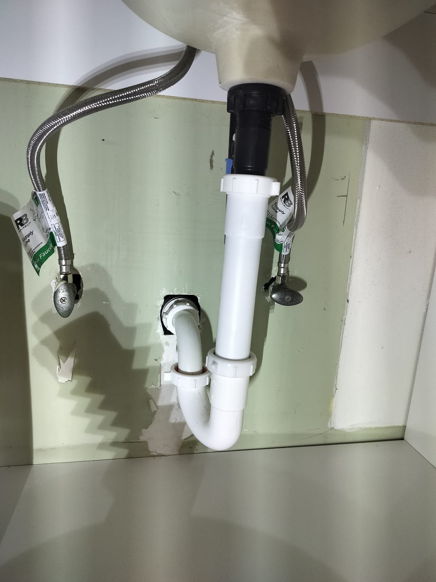 Bathroom Sink Leak Repair Tips for Chattanooga Homeowners